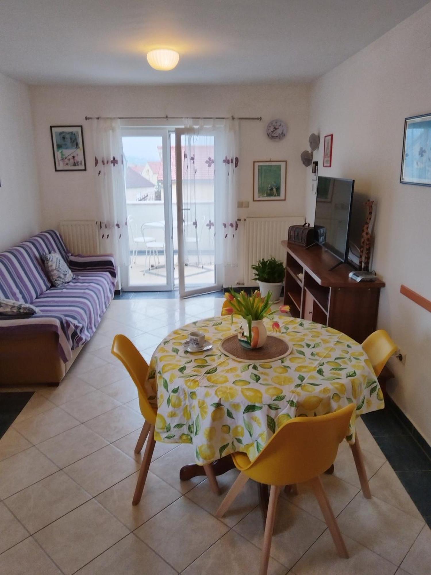Apartment Ljudmila 沃迪切 外观 照片